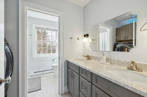 43 Woodland Trace New London NH 03257