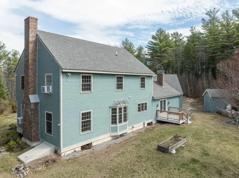 43 Woodland Trace New London NH 03257