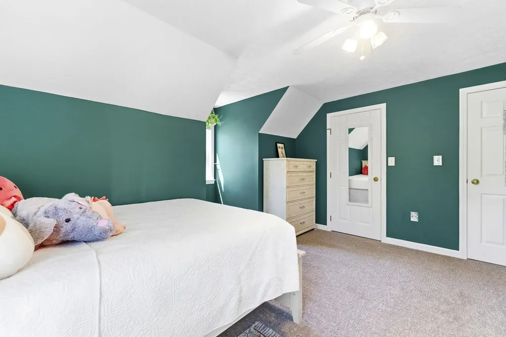 82 Truell Road Hollis NH 03049