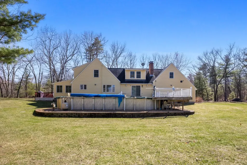 82 Truell Road Hollis NH 03049