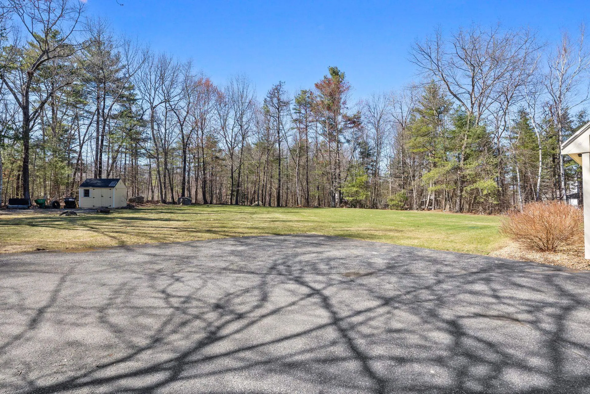 82 Truell Road Hollis NH 03049