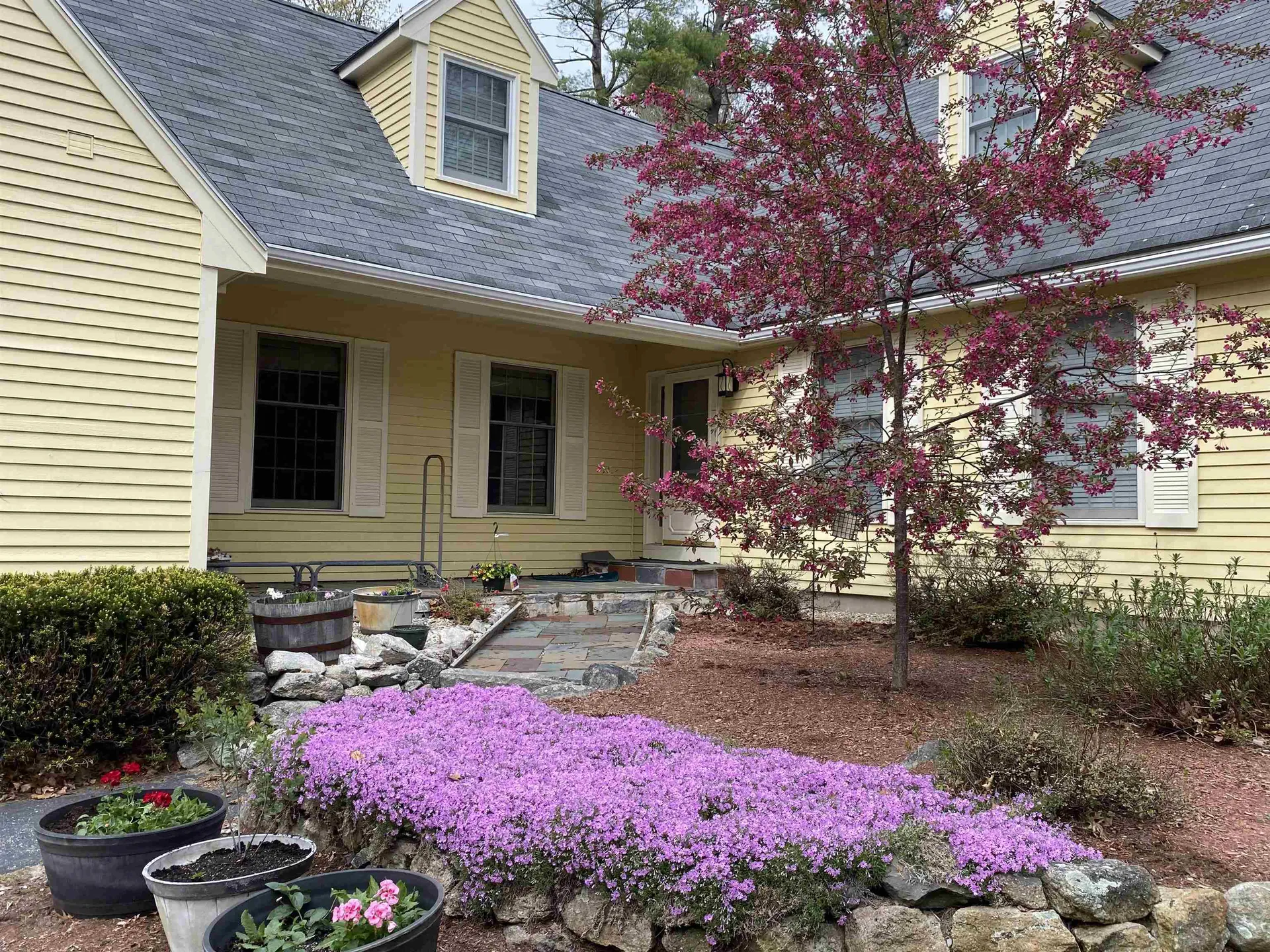 82 Truell Road Hollis NH 03049