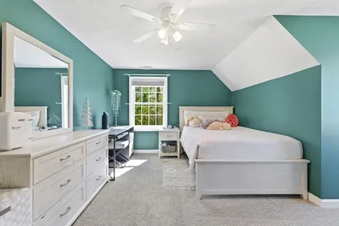 82 Truell Road Hollis NH 03049