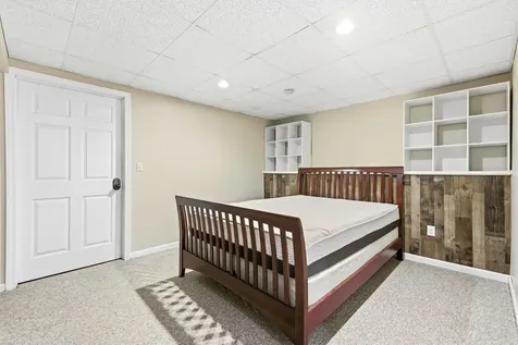 82 Truell Road Hollis NH 03049