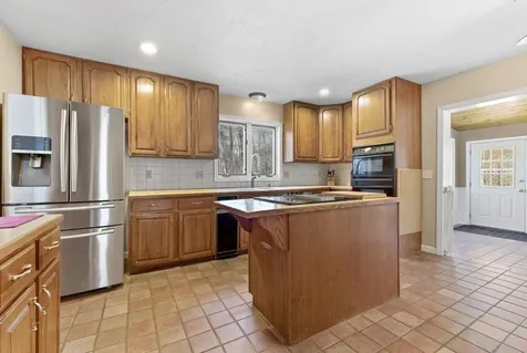 82 Truell Road Hollis NH 03049