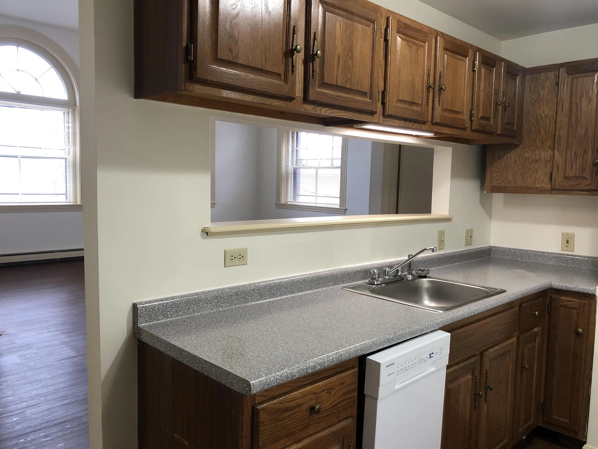 521 Pine Street Manchester NH 03102