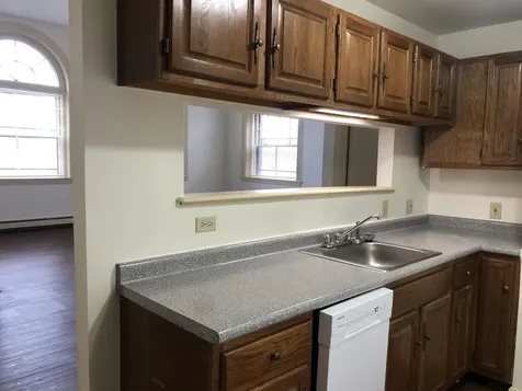521 Pine Street Manchester NH 03102