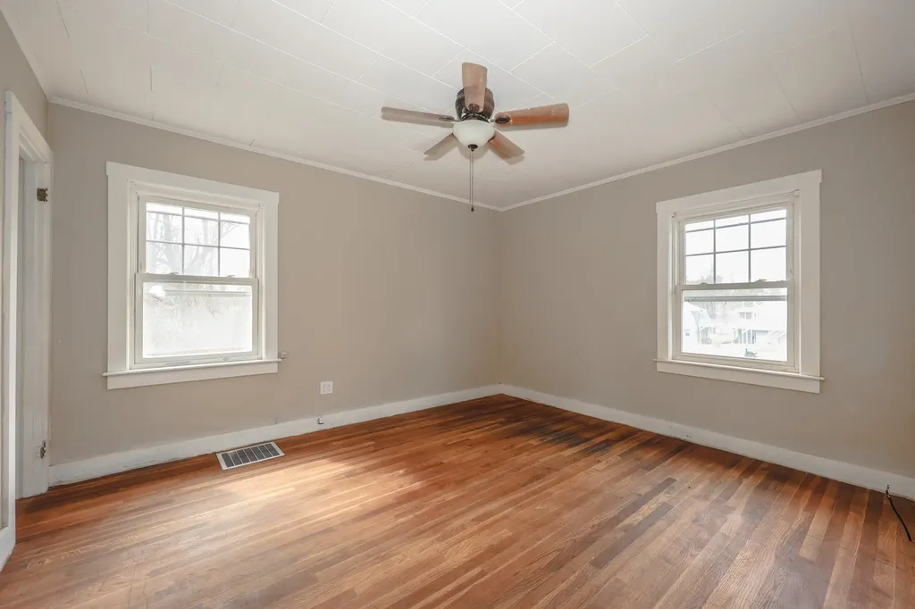 35 Indian Ridge Road Hopkinton NH 03229