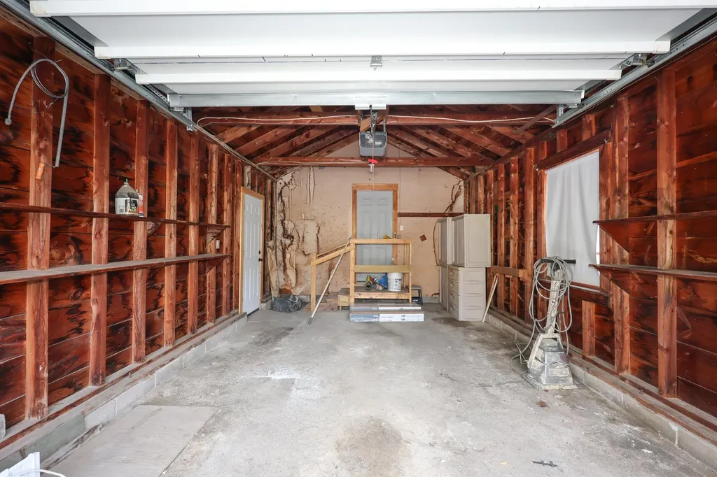 35 Indian Ridge Road Hopkinton NH 03229