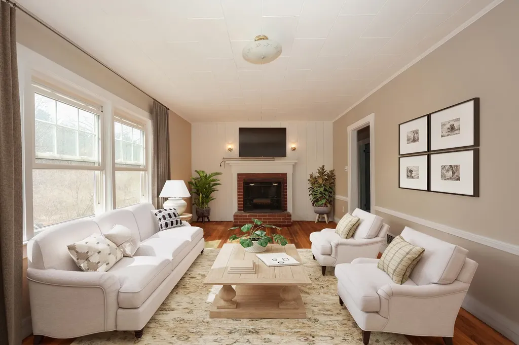 35 Indian Ridge Road Hopkinton NH 03229