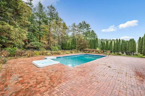 84 Irene Drive Hollis NH 03049