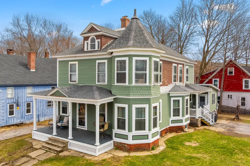34 High Street Claremont NH 03743