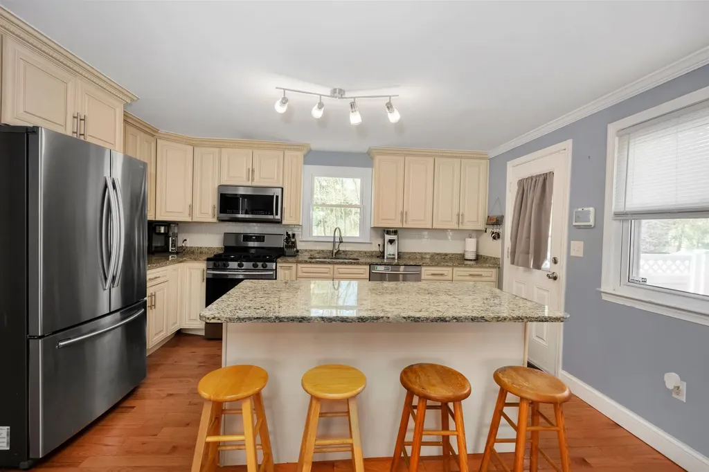 2 Forge Drive Nashua NH 03060