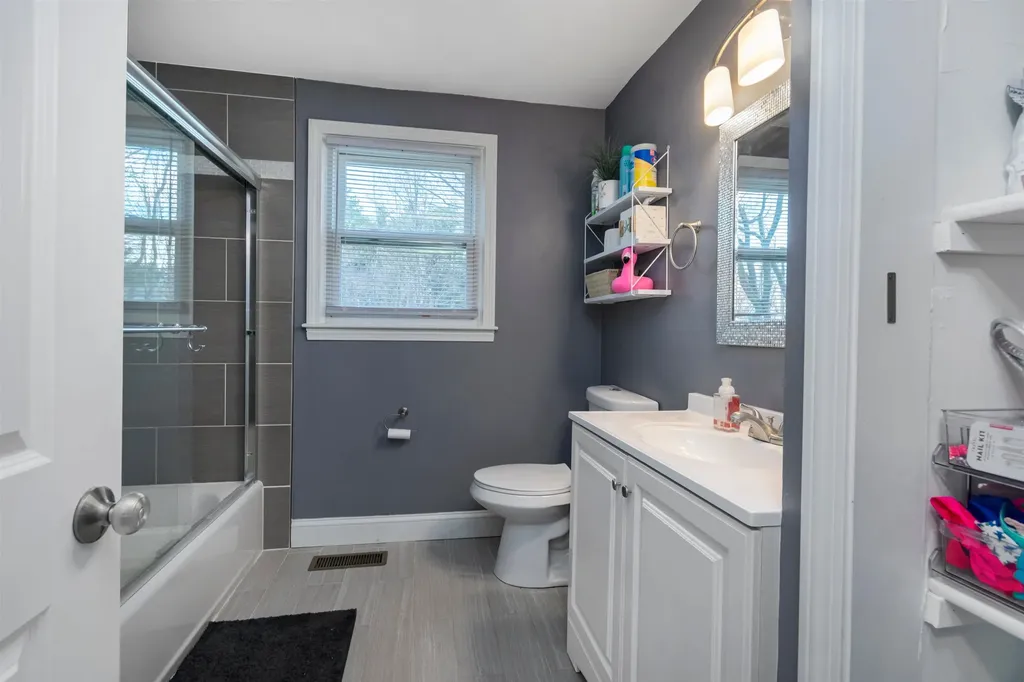 2 Forge Drive Nashua NH 03060