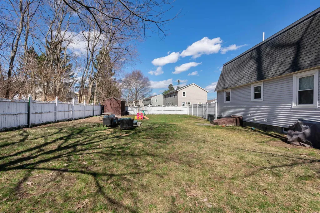 2 Forge Drive Nashua NH 03060