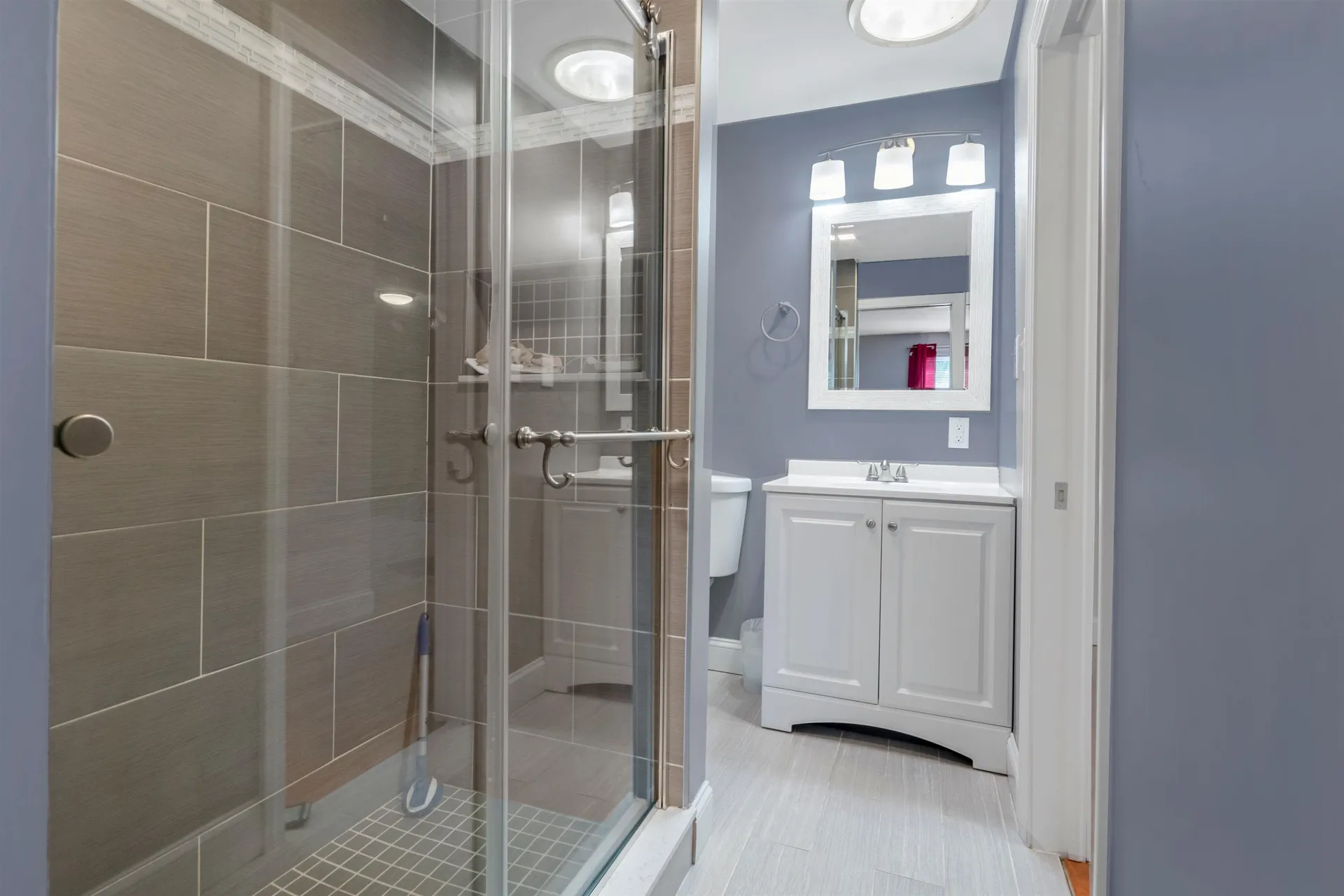 2 Forge Drive Nashua NH 03060