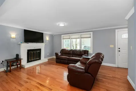 2 Forge Drive Nashua NH 03060