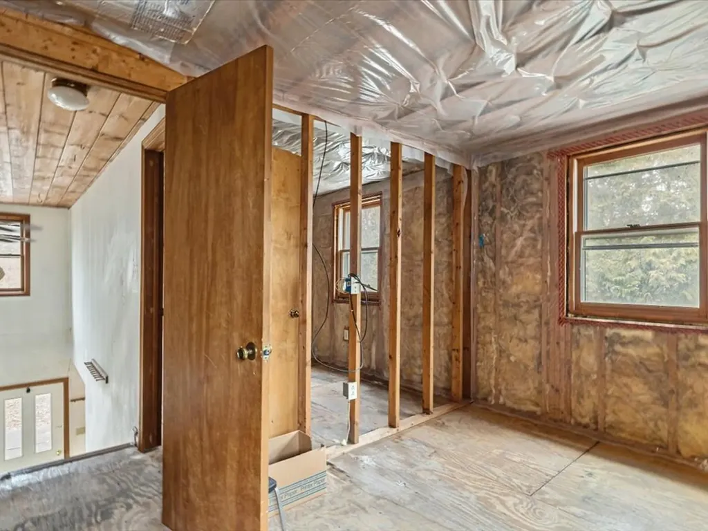 1255 Blockhouse Point Road North Hero VT 05474