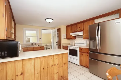 17 Rockrimmon Road Kingston NH 03848