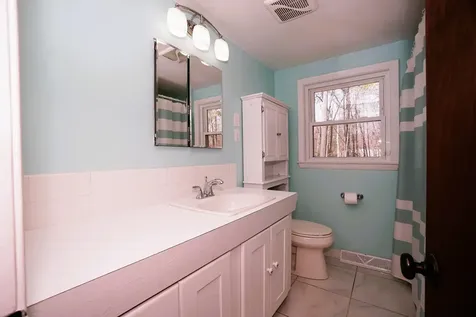17 Rockrimmon Road Kingston NH 03848