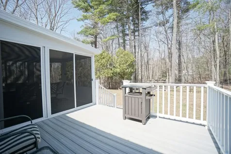 17 Rockrimmon Road Kingston NH 03848