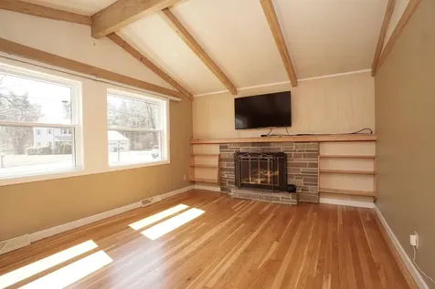 17 Rockrimmon Road Kingston NH 03848