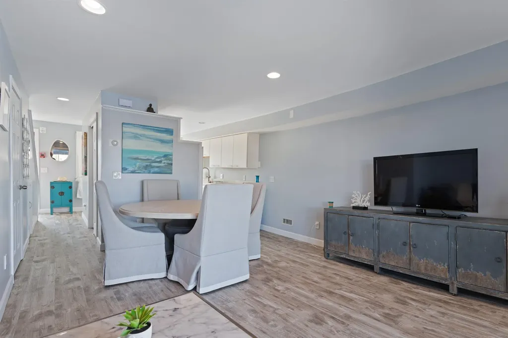 571 Winnacunnet Road Hampton NH 03842