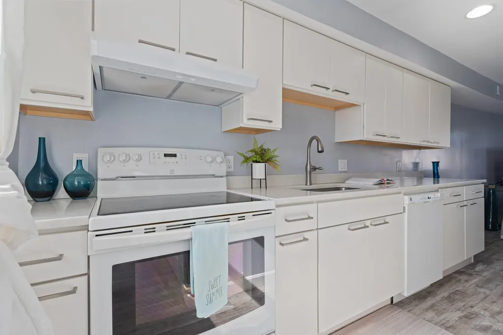 571 Winnacunnet Road Hampton NH 03842