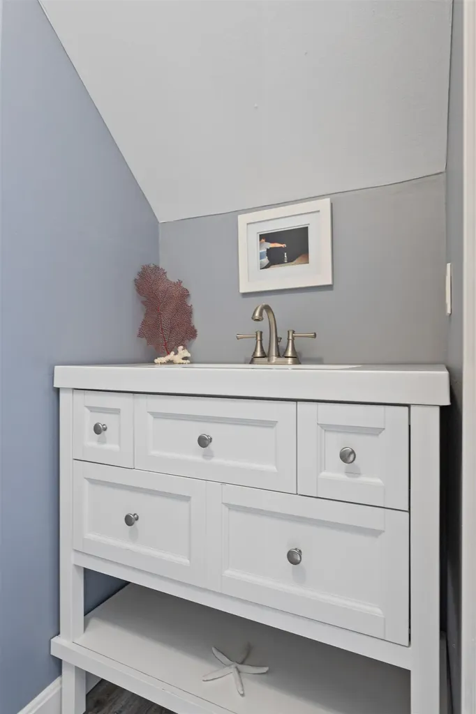571 Winnacunnet Road Hampton NH 03842