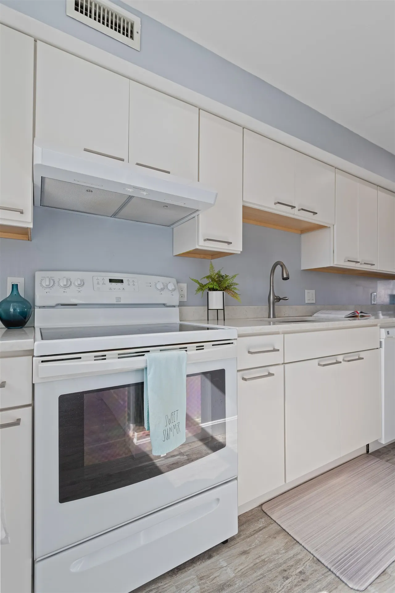 571 Winnacunnet Road Hampton NH 03842