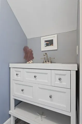 571 Winnacunnet Road Hampton NH 03842