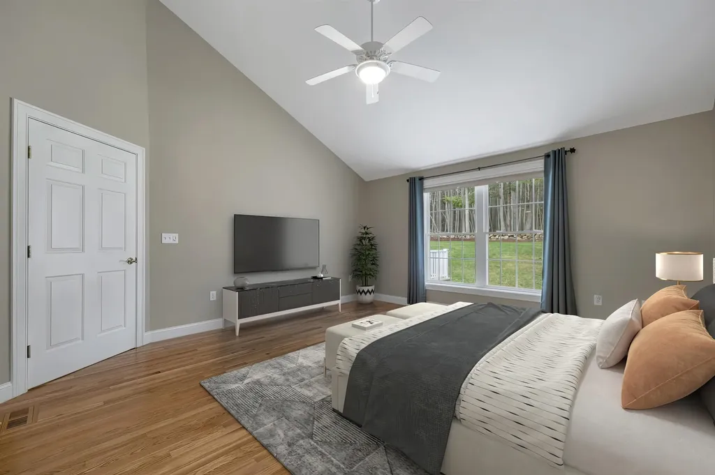 131 Hampton Meadows Hampton NH 03842