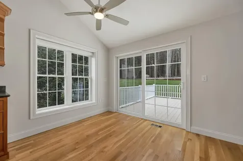 131 Hampton Meadows Hampton NH 03842
