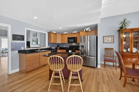 22 Mill Pond Road Brentwood NH 03833-6139