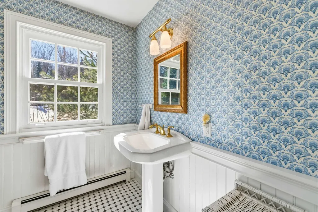 36 Puckerbrush Road Campton NH 03223