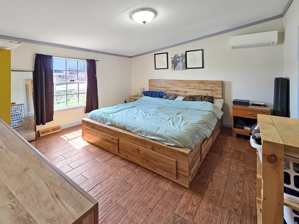 11 Bowen Lane Benson VT 05743