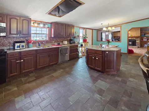 11 Bowen Lane Benson VT 05743