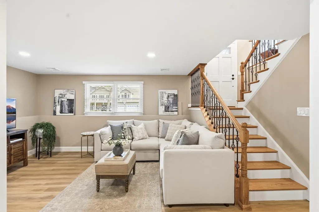 34 Shore Drive Salem NH 03079