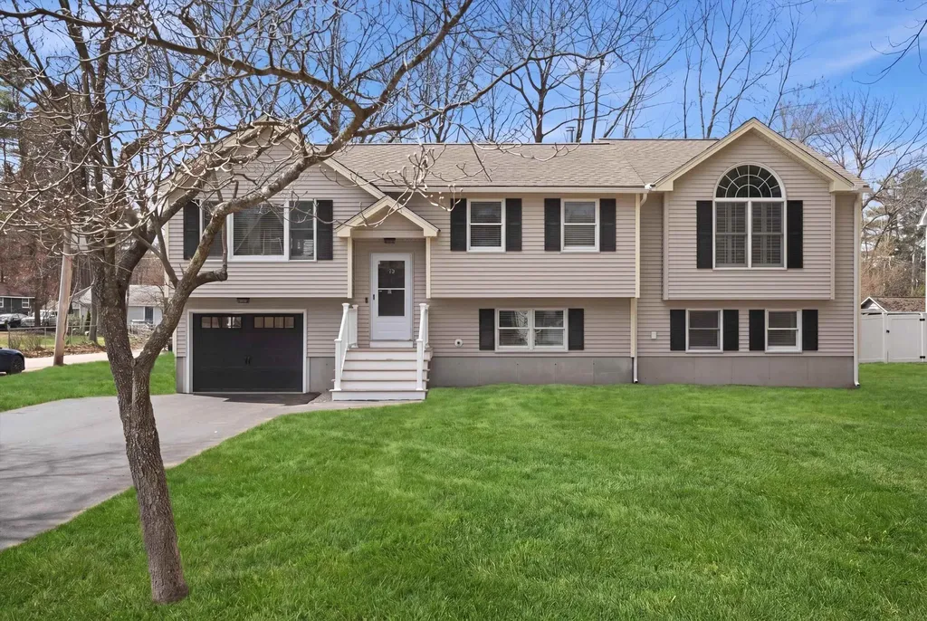 34 Shore Drive Salem NH 03079
