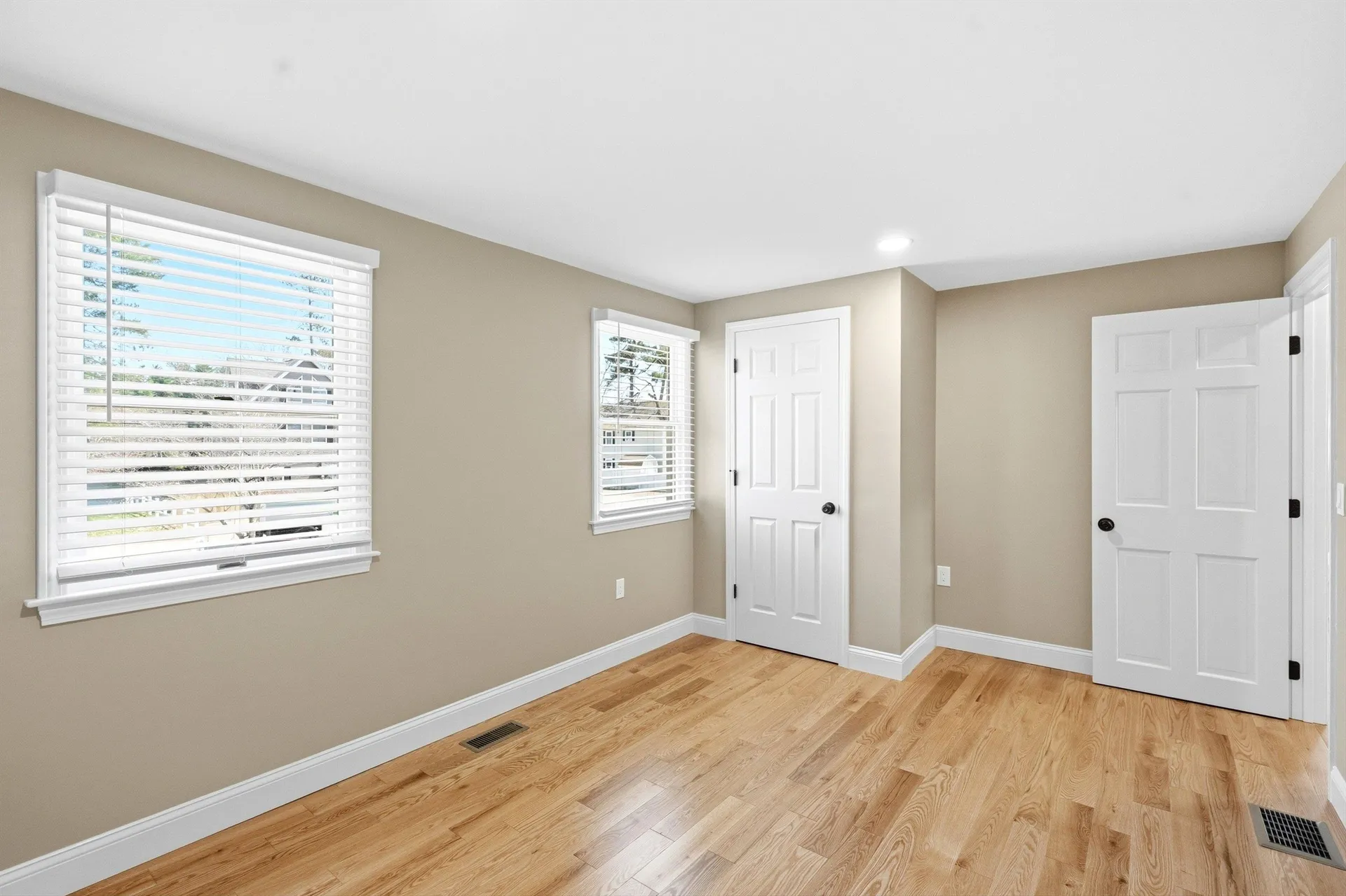 34 Shore Drive Salem NH 03079