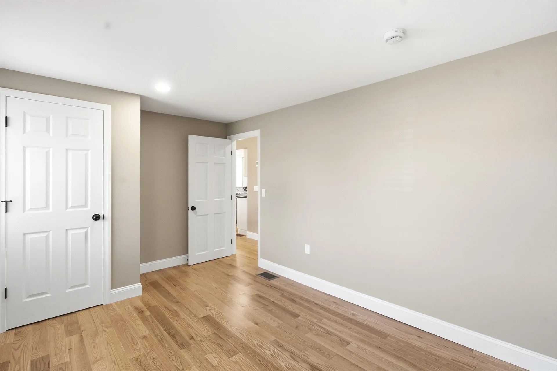 34 Shore Drive Salem NH 03079