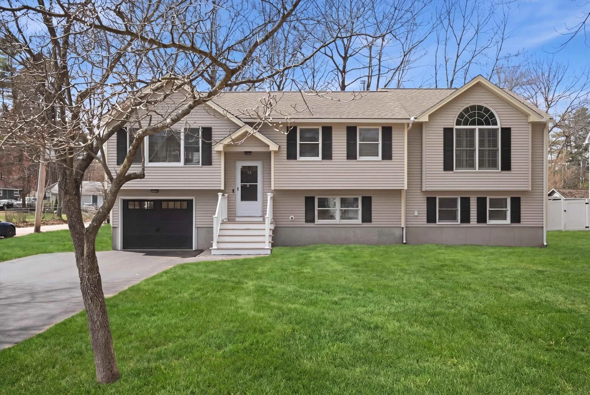 34 Shore Drive Salem NH 03079