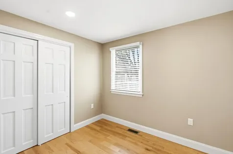34 Shore Drive Salem NH 03079