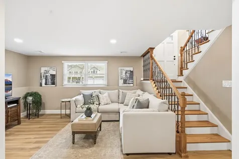 34 Shore Drive Salem NH 03079