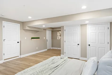 34 Shore Drive Salem NH 03079
