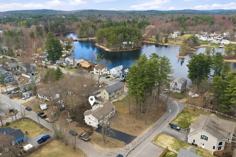 34 Shore Drive Salem NH 03079