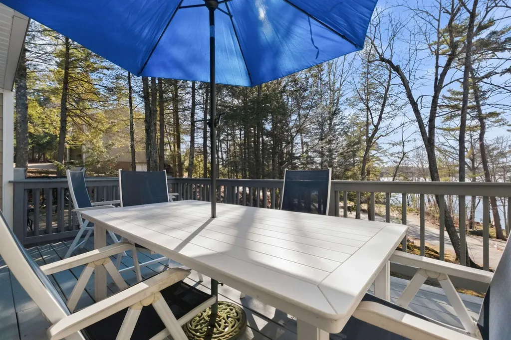 19 Wawbeek Road Tuftonboro NH 03816