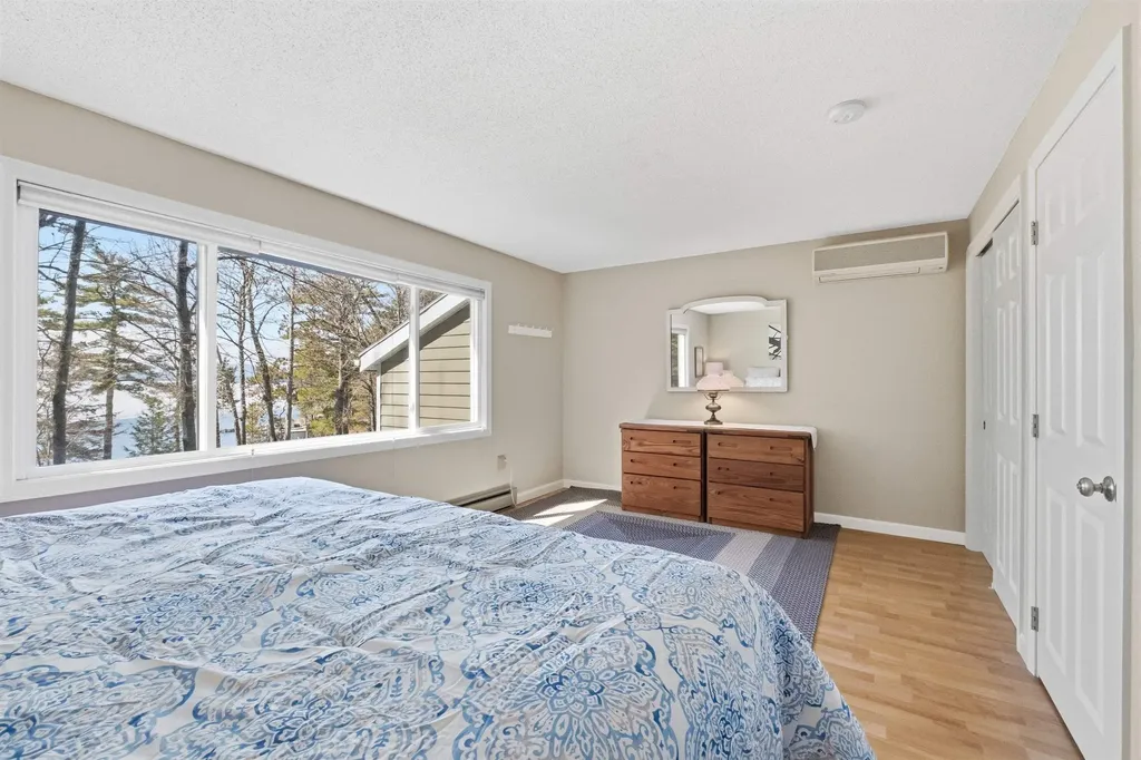 19 Wawbeek Road Tuftonboro NH 03816