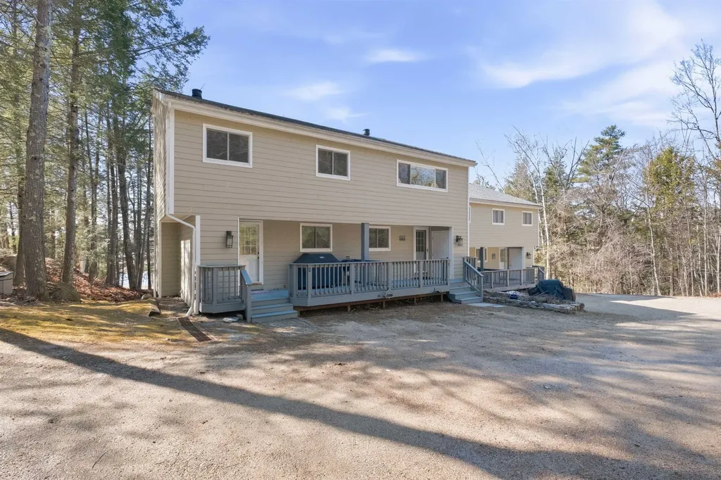 19 Wawbeek Road Tuftonboro NH 03816