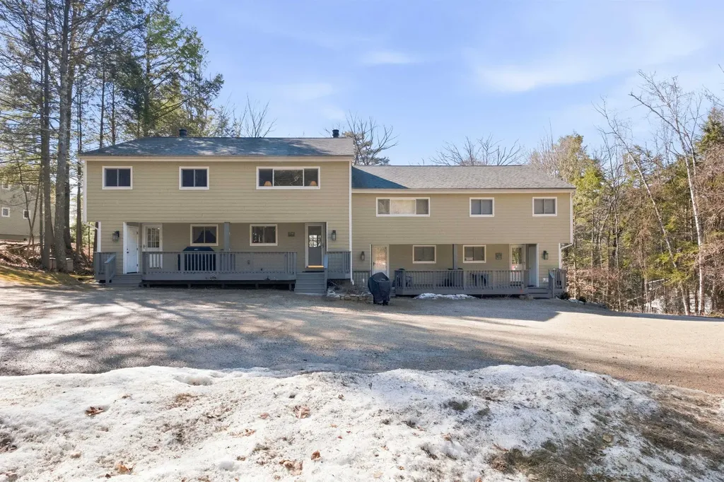 19 Wawbeek Road Tuftonboro NH 03816